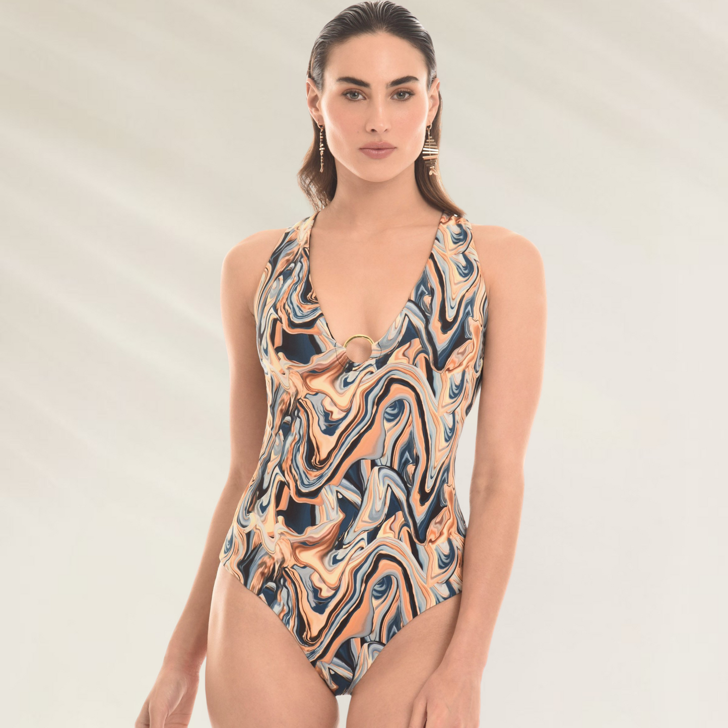 Fato de Banho Reversível com Alças Cruzadas Mystical em padrão abstrato nas cores bege, azul e preto