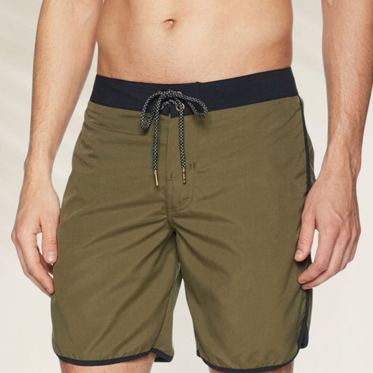 Calções de Banho Homem Olive da Maaji com cordão ajustável e design confortável