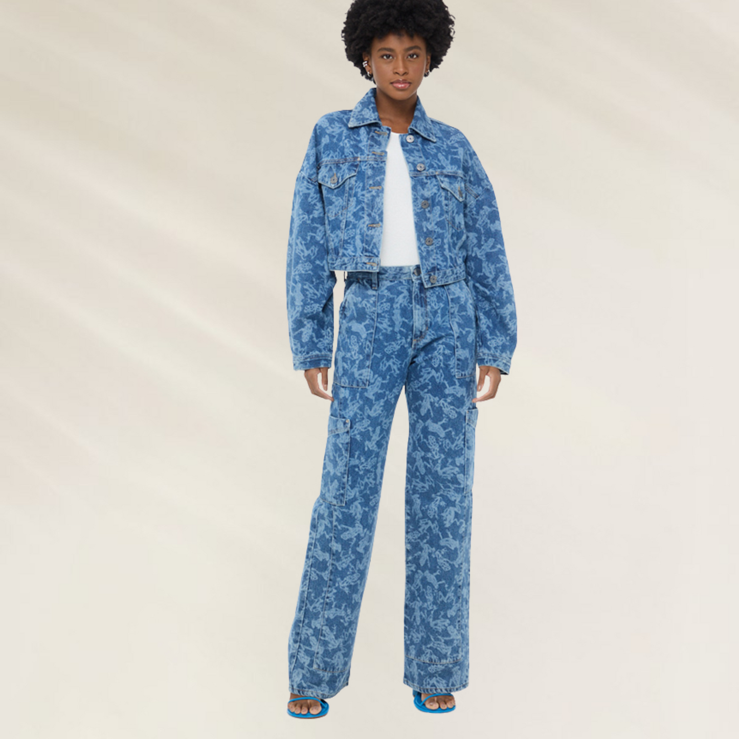Calças Jeans Bootcut 70's com Estampa Frog Animale Jeans, calça jeans feminina azul com estampa, estilo anos 70