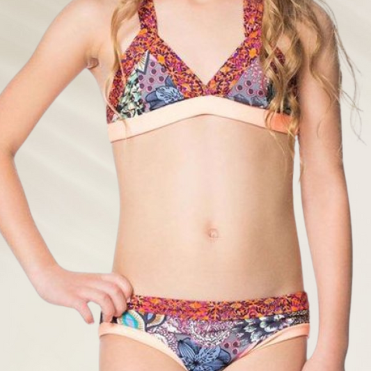 Biquini criança Maaji com estampado alegre, estilo vibrante e confortável para dias de praia