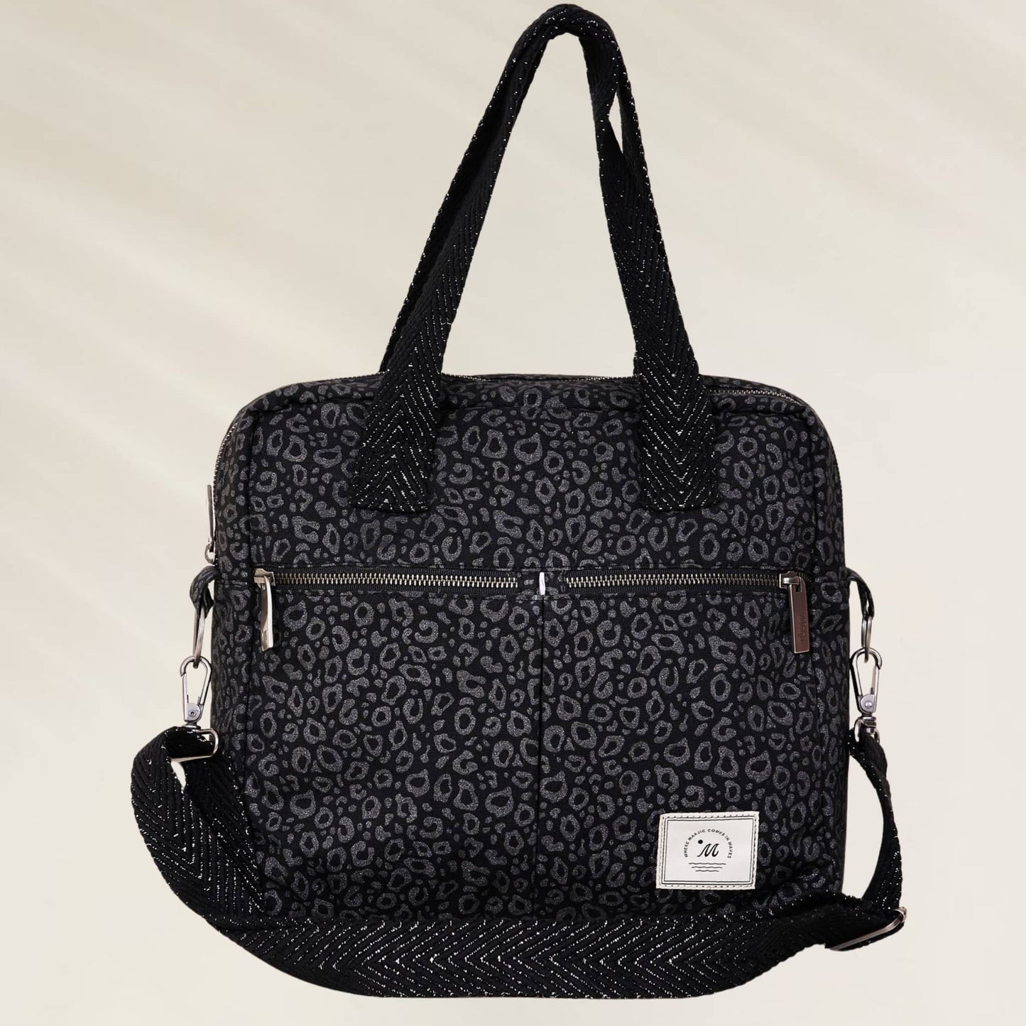 Bolsa Portátil com Pegas e Alça Ajustável da Maaji em estampa de onça preta