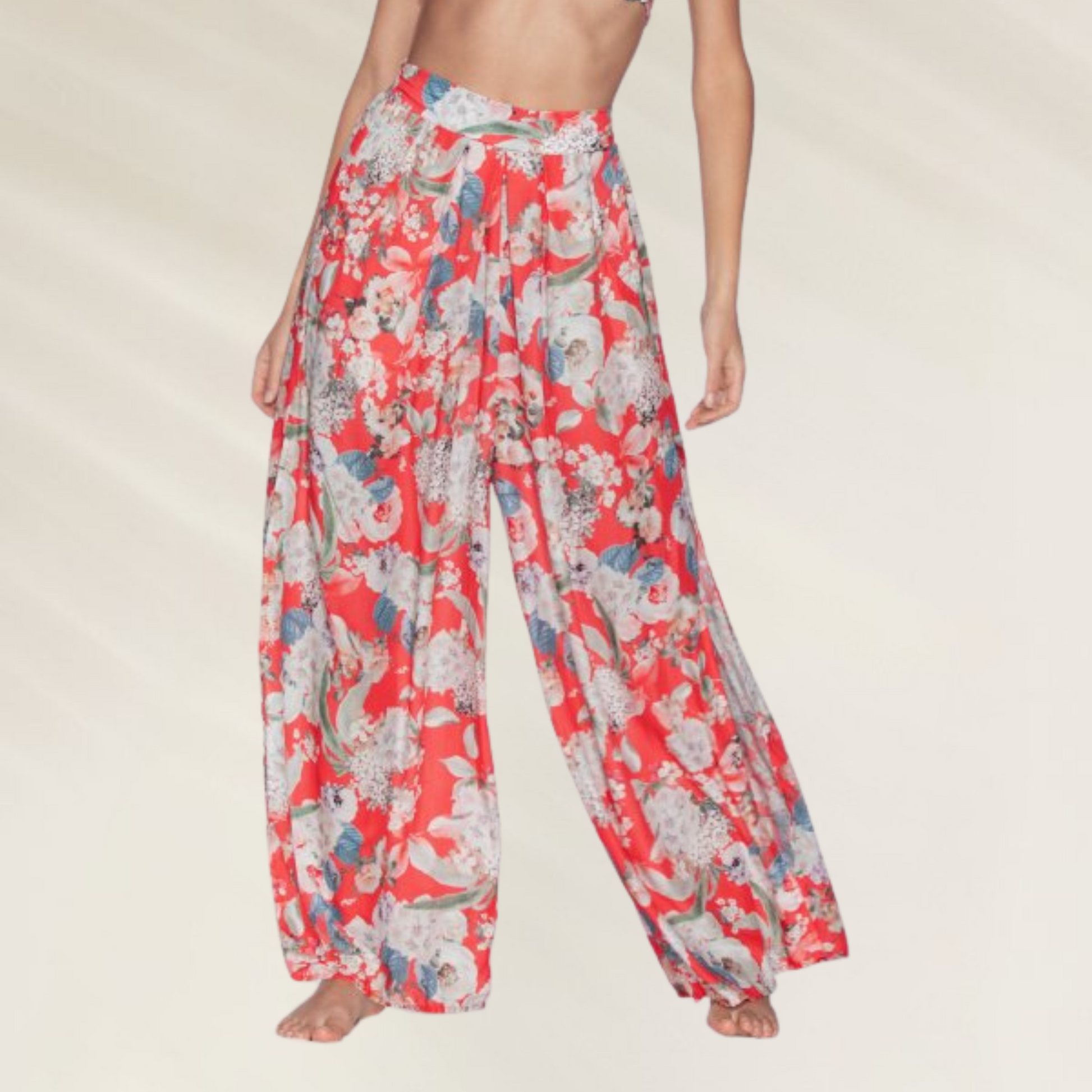Calça Comprida Estampada Maaji com Aberturas Laterais em estampa vibrante e leve para o verão