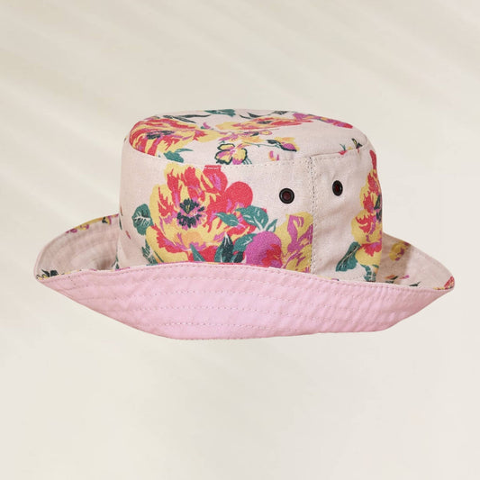 Chapéu Maaji com estampa floral colorida e abas largas para estilo e proteção solar