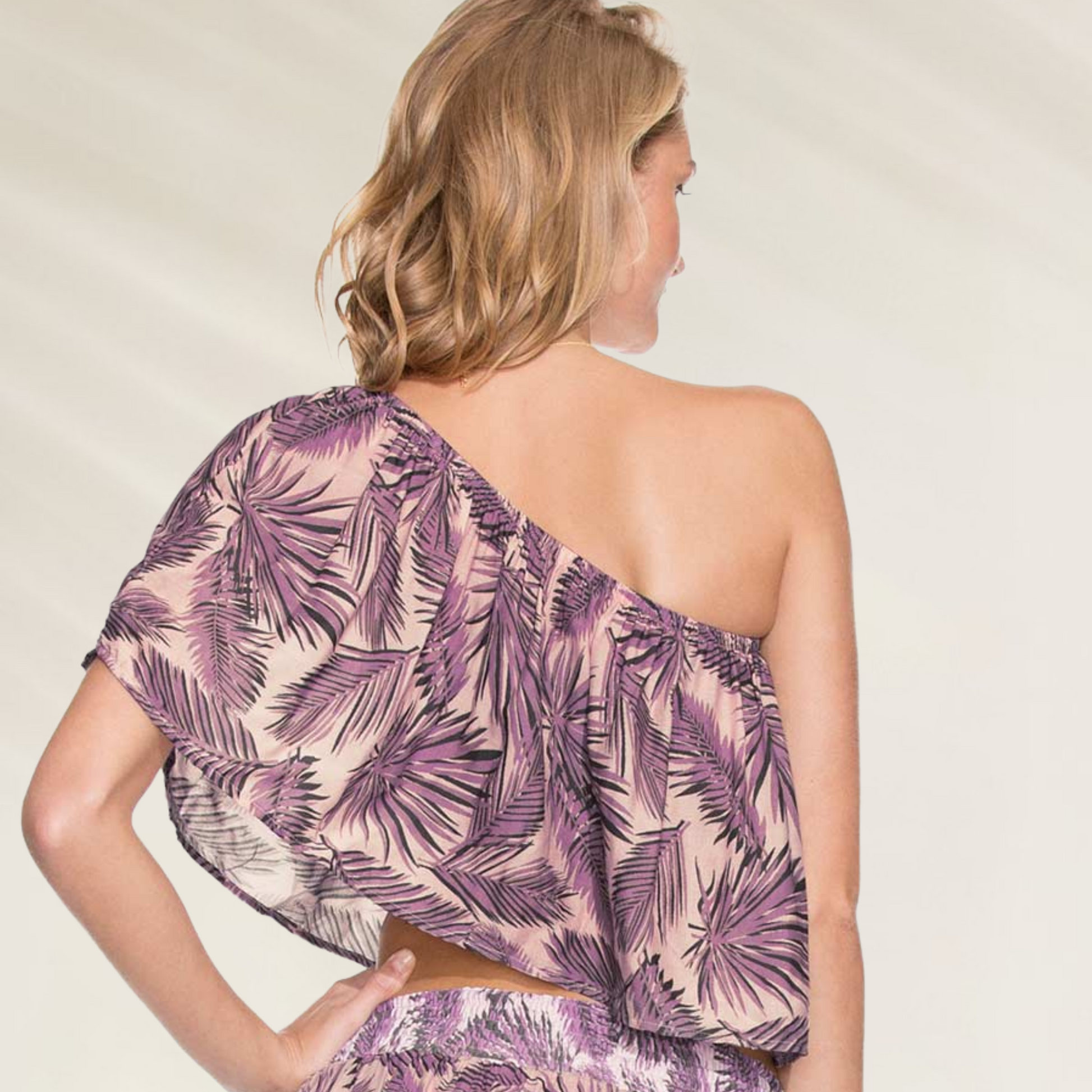 Conjunto Maaji Crop Top & Saia – Estilo tropical, elegância descontraída com top ombro a ombro estampado