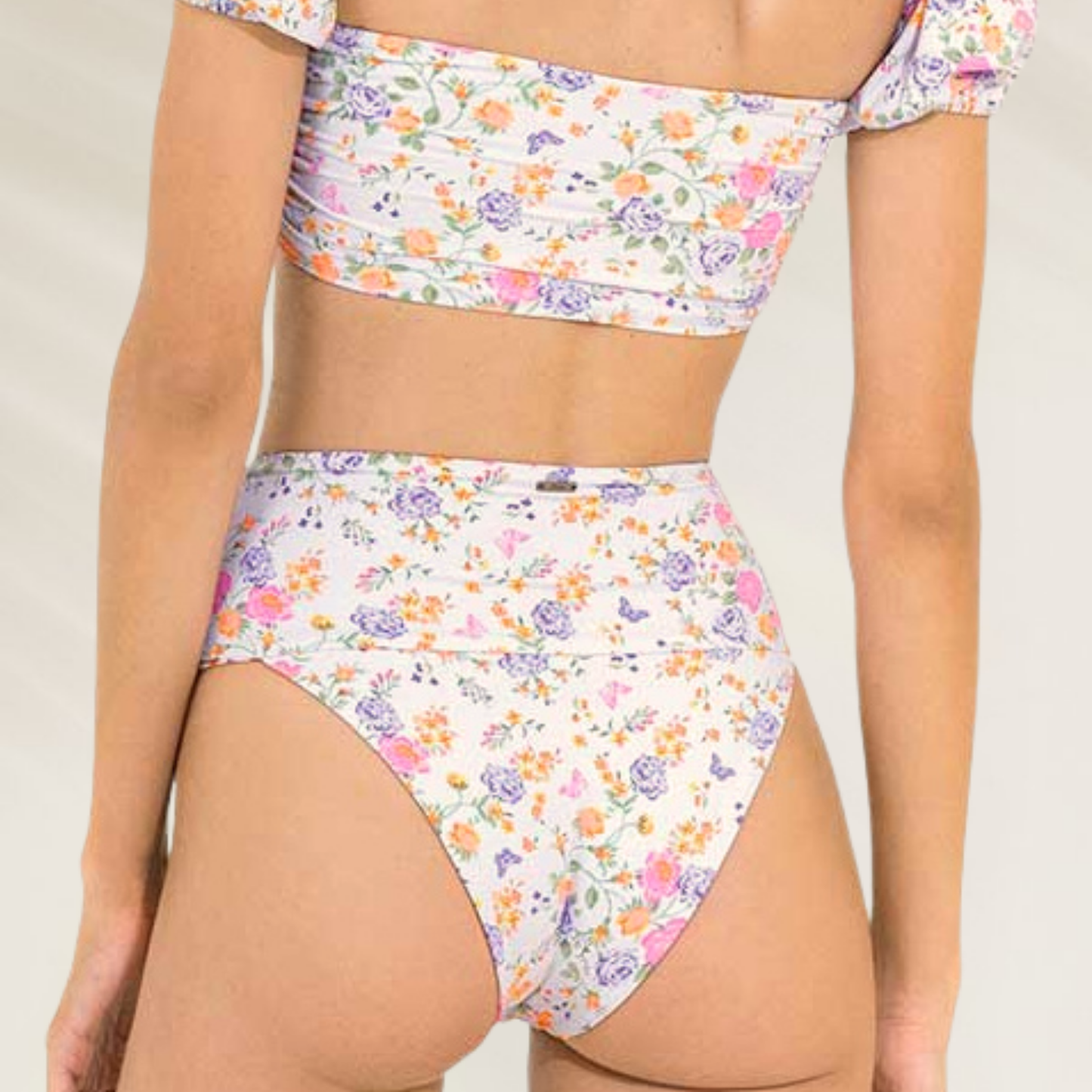 Cueca Cintura Subida de padrão floral Reversível da Maaji com design de cintura alta e estampa delicada
