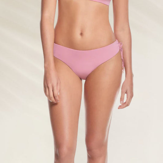 Cueca de Biquíni Média Rosette em rosa com detalhe de amarração para conforto e estilo na praia