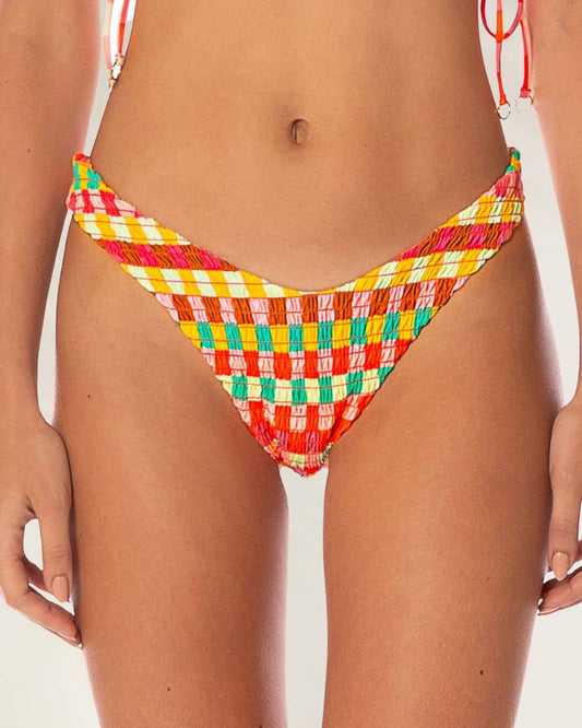Cueca Reversível Multicolor da Maaji com estampa vibrante e ajuste confortável para praia