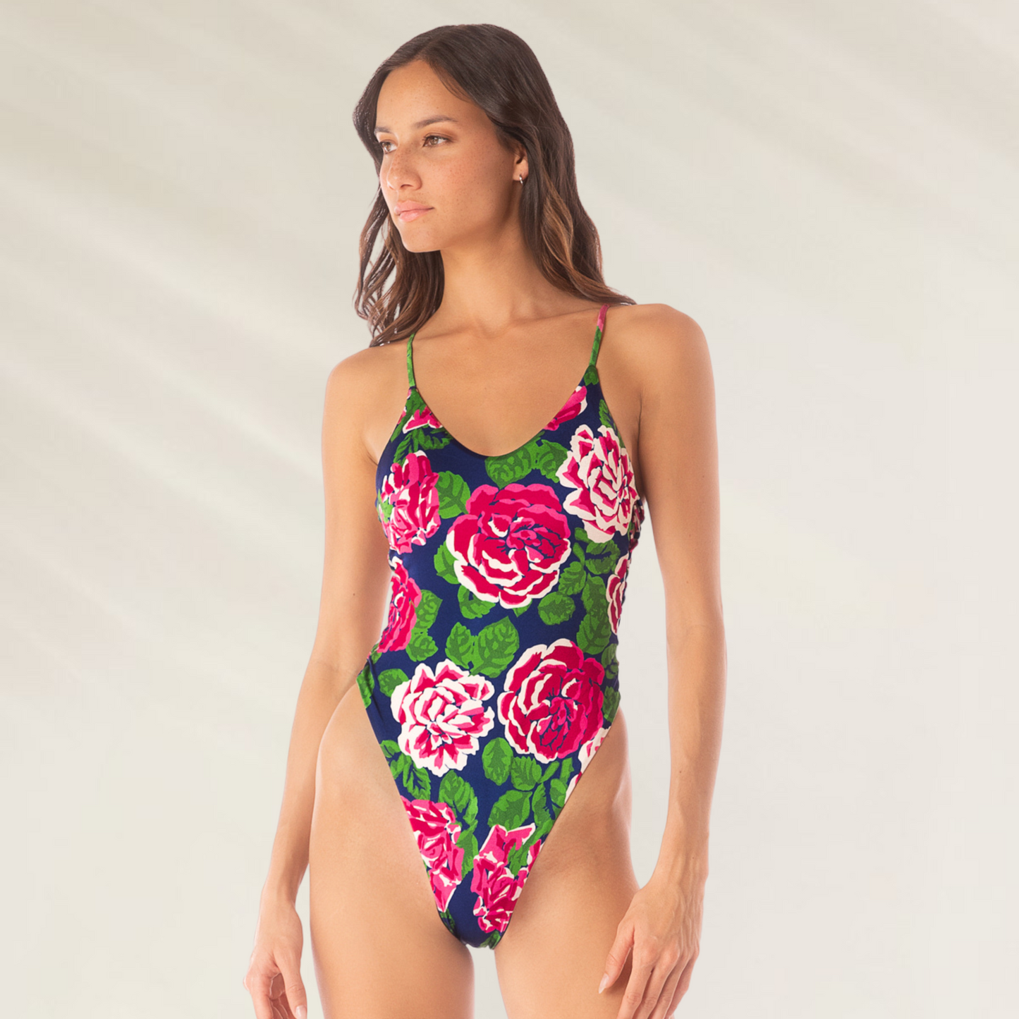 Fato de banho reversivel Maaji Meadow Roses Olenna com estampa vibrante de rosas e alças ajustáveis