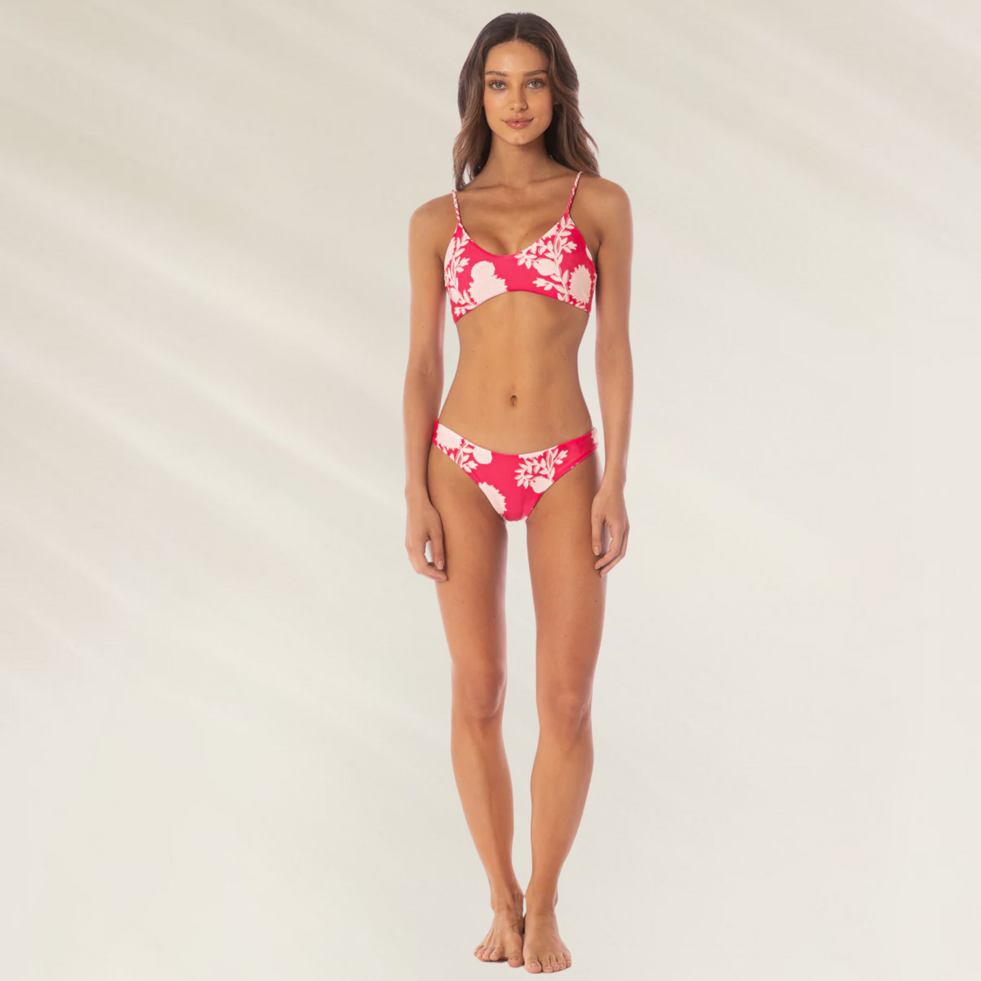 Top desportivo Maaji - Candy Flowery Liberty em estampa floral vibrante e design moderno