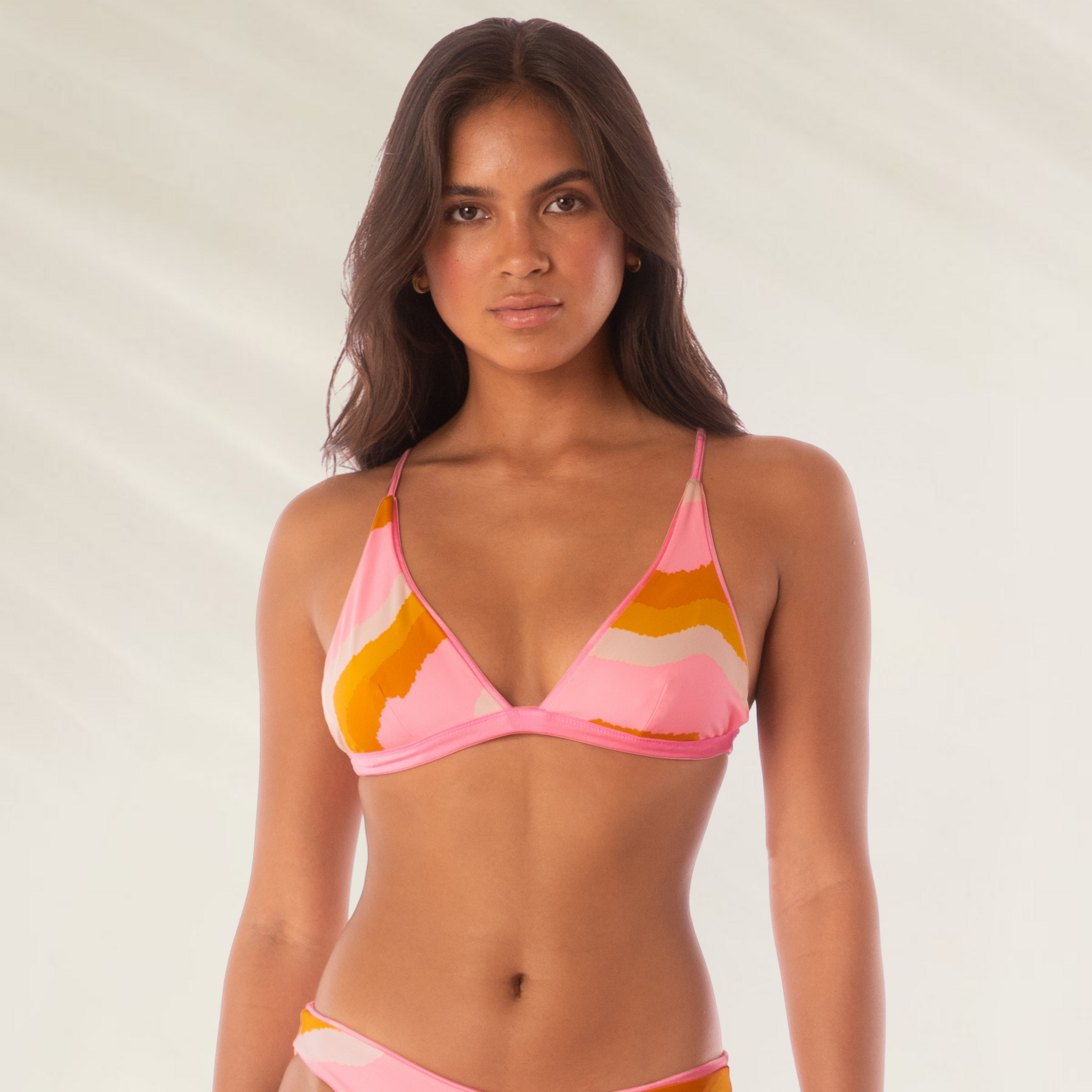 Top Maaji Orchid Pink com alças finas e estampa colorida para um look descontraído de verão
