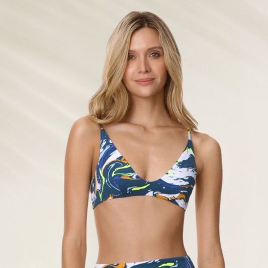 Top reversivel Maaji estilo desportivo e feminino com estampa colorida e design moderno