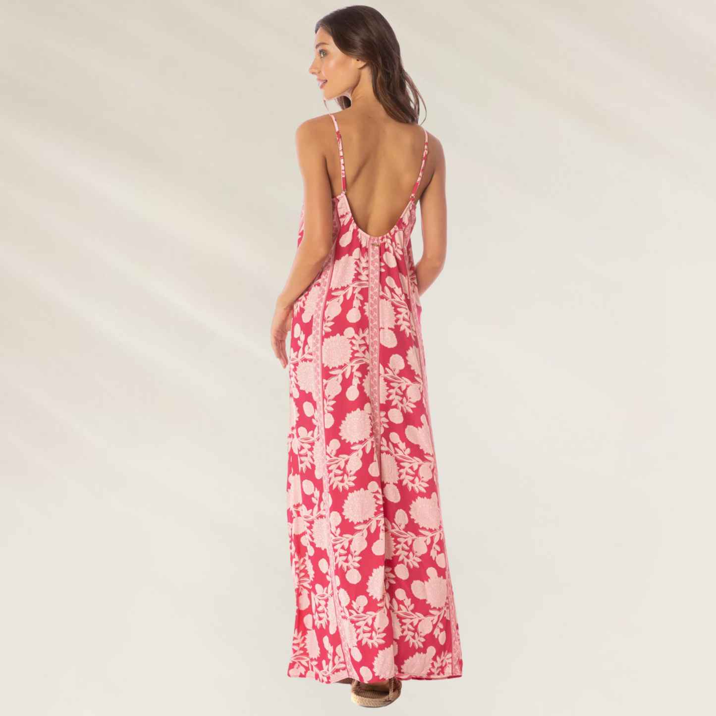 Vestido Longo Oasis Candy Flowery Maaji em padrão floral rosa com costas decotadas e alças finas