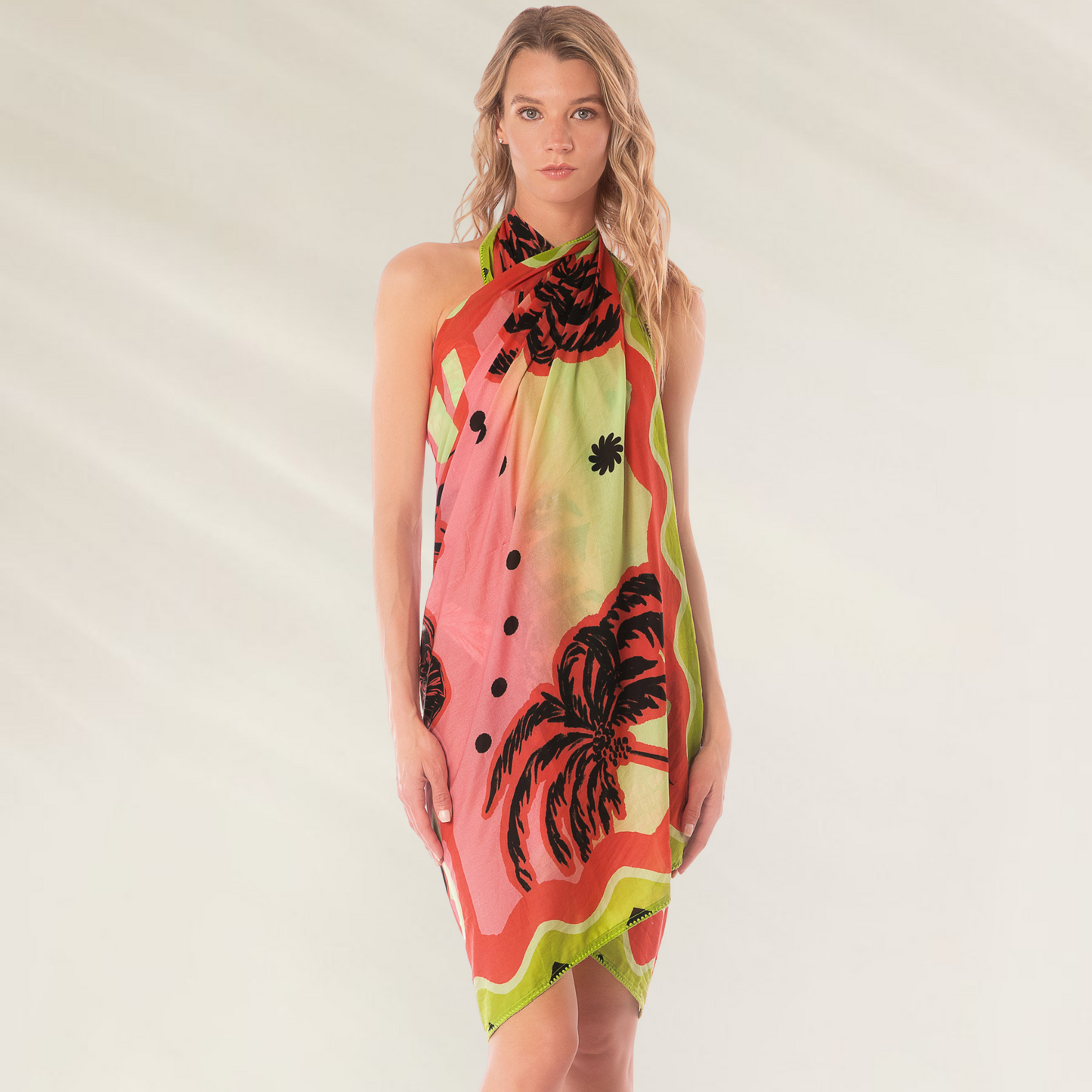 Pareo Maaji Palm Nights Isla colorido com estampas de palmeiras e design vibrante para praia