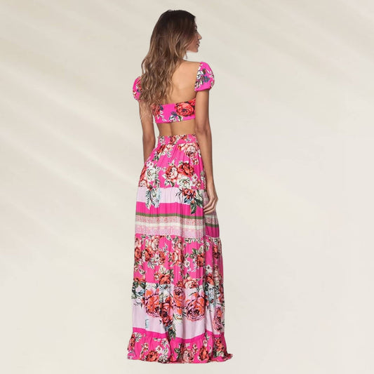 Saia Comprida Rosa Floral da Maaji com estampa vibrante e corte confortável para o verão