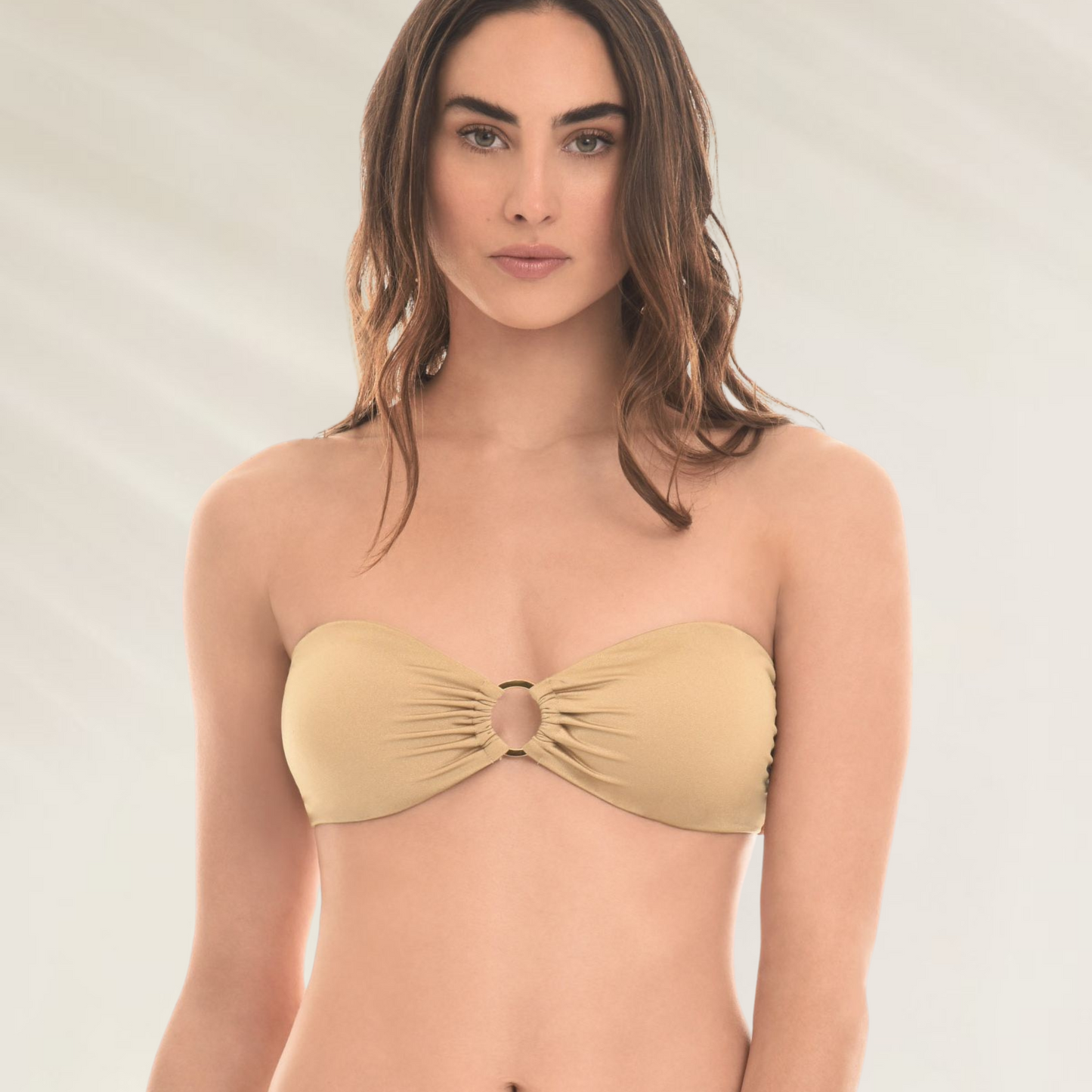Top Mystical Caicai Nude com Detalhe Dourado modelo tomara que caia estilo faixa com argola central