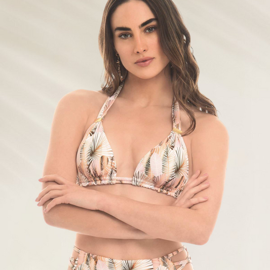 Top Triângulo com Detalhe Dourado Mystical em estampa tropical com folhas em tons neutros