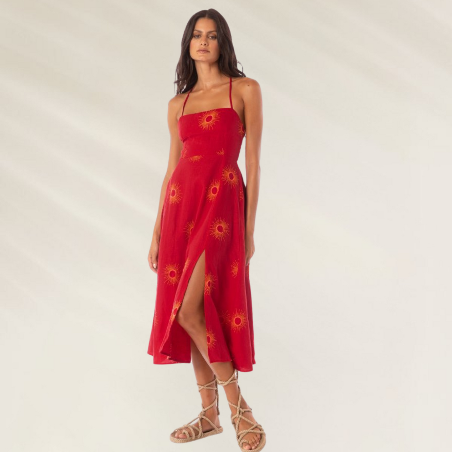 Vestido comprido de linho Maaji vermelho com estampa de flores e fenda lateral para look elegante