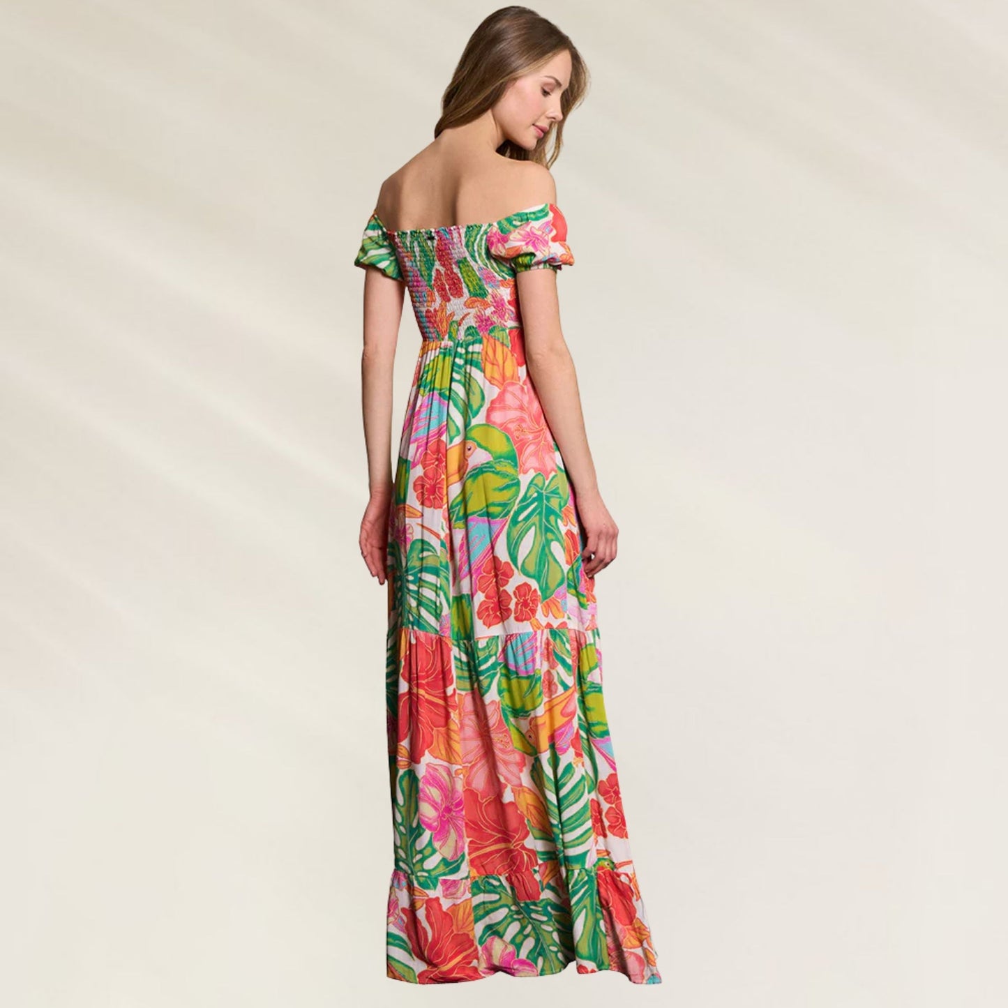 Vestido Comprido Maaji com Mangas de Folho em estampa tropical vibrante e com decote nas costas