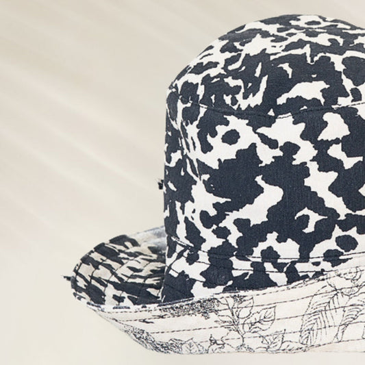 Chapéu Reversível com Dupla Estampa