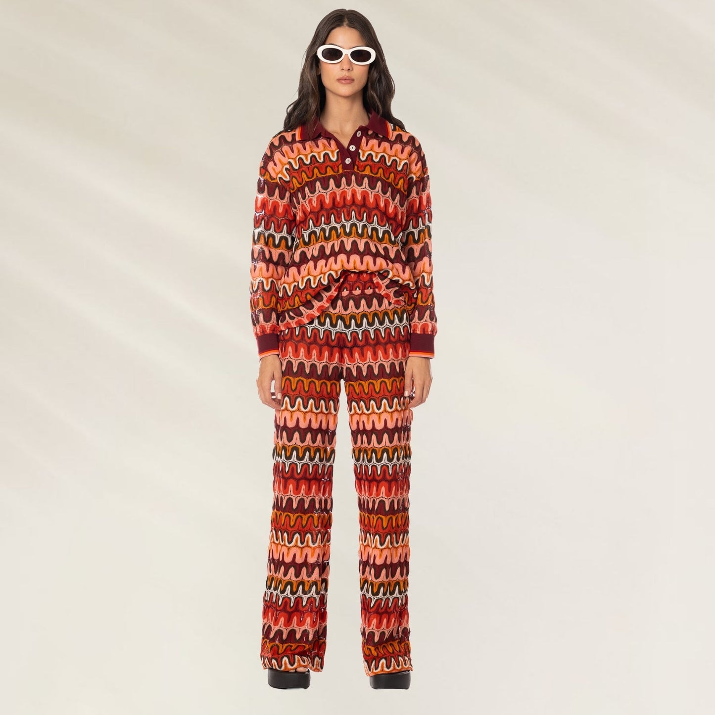 Calça Fluida Padrão Tropical da Maaji com design vibrante e estilo moderno para looks descontraídos