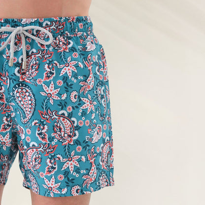 Calção de Banho Homem Paisley com estampa vibrante e ajuste elástico para conforto na praia