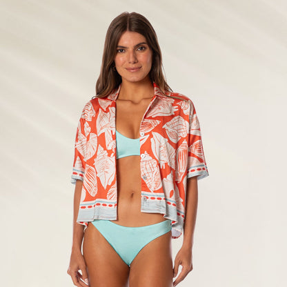 Camisa Octavia Australian Reef da Maaji com estampa de folhas em tons laranja e branco