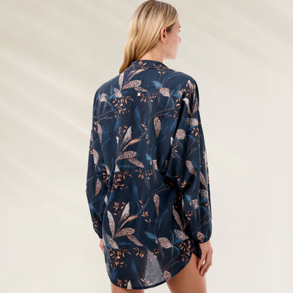 Camisa Wild Foliage Akumal da Malai com estampa floral e mangas longas para um look elegante