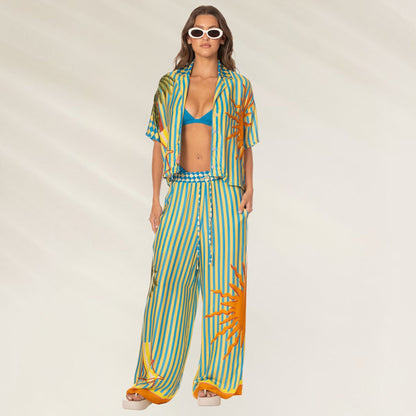 Camiseiro Tropic Camouflage Octavia da Maaji em estampa listrada com sol e corte leve