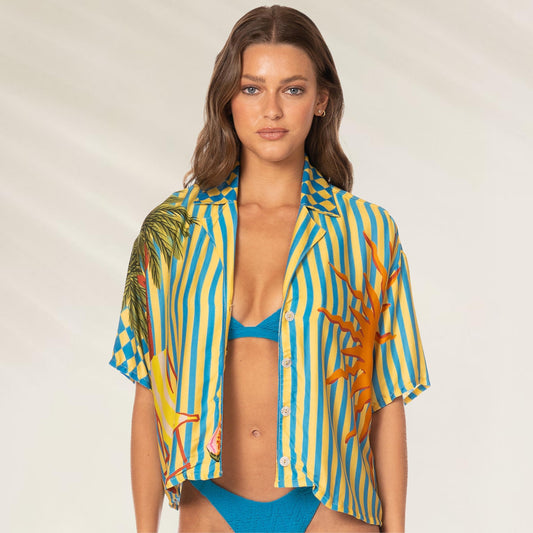 Camiseiro Tropic Camouflage Octavia da Maaji com estampa vibrante e estilo tropical