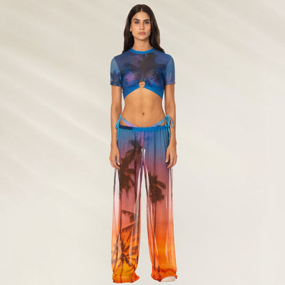 Crop Top Peach Drift da Maaji com design moderno e cores vibrantes, ideal para o verão