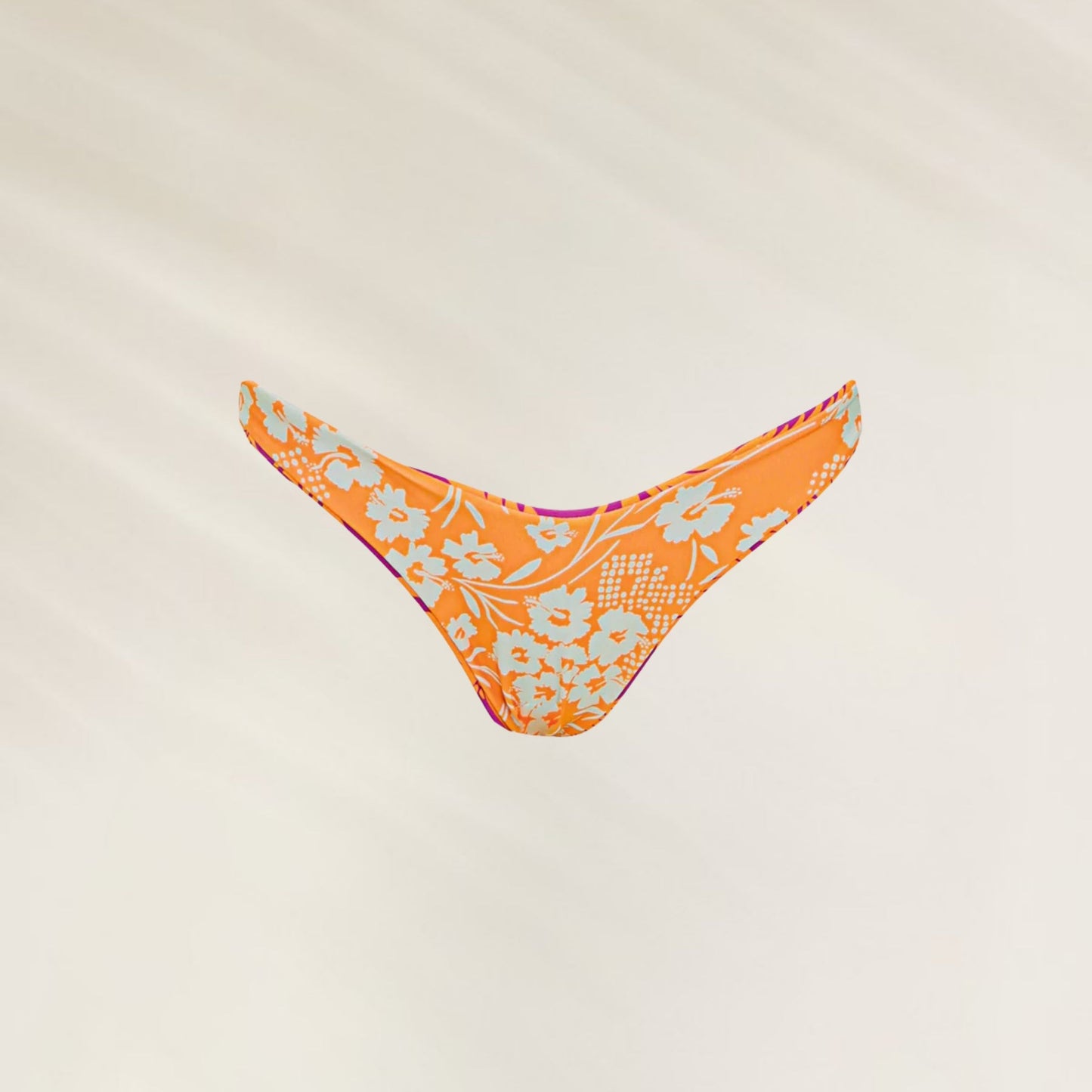 Cueca de Biquíni Flamingo Palm Splendourous da Maaji em laranja com estampa floral vibrante