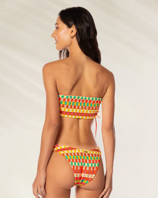 Cueca Reversível Multicolor da Maaji com estampa vibrante e corte confortável para o verão