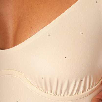 Fato de Banho Celine Crystal Pearl da Maaji, com detalhes em pérolas brilhantes para um visual elegante