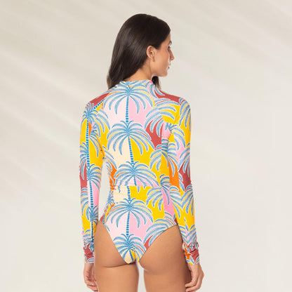 Fato de Banho Jungle Whisper Eos de manga longa com estampa tropical vibrante e cores quentes
