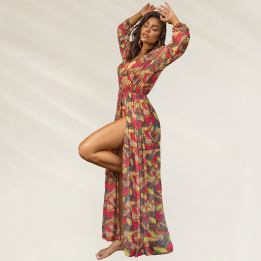 Kimono longo Debrisa Tropicana com estampa vibrante e fenda alta para um visual tropical elegante
