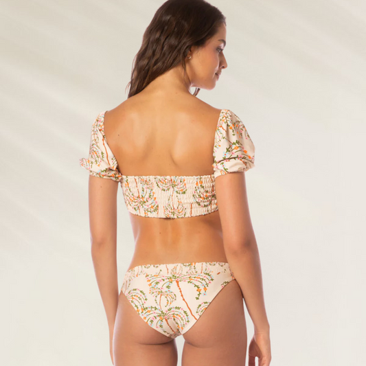 Cueca Reversível Maaji Flirty – Romântica e confortável em estampa floral bege vista de trás