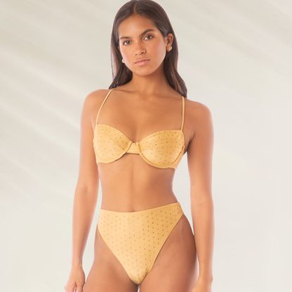 Top de Bikini Golden com detalhes de cristais brilhantes Maaji, ideal para o verão e looks de praia