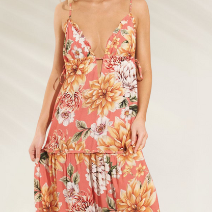 Vestido Comprido Floral com Alças Ajustáveis Maaji em tecido leve com estampa de flores grandes