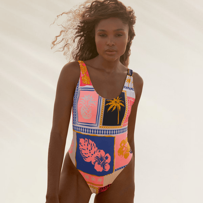 Fato de banho Maaji com estampa tropical vibrante e design moderno ideal para o verão