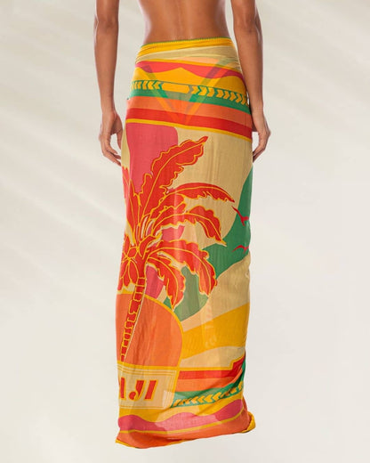 Pareo Isla Multicolor Maaji com estampa vibrante de palmeiras ideal para dias de sol na praia
