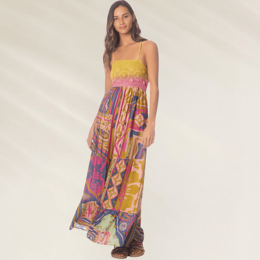 Vestido longo Maaji com estampa colorida e alças ajustáveis para um look descontraído