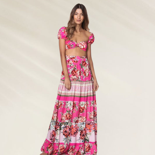 Saia Comprida Rosa Floral da Maaji com design vibrante e detalhes florais para um look elegante