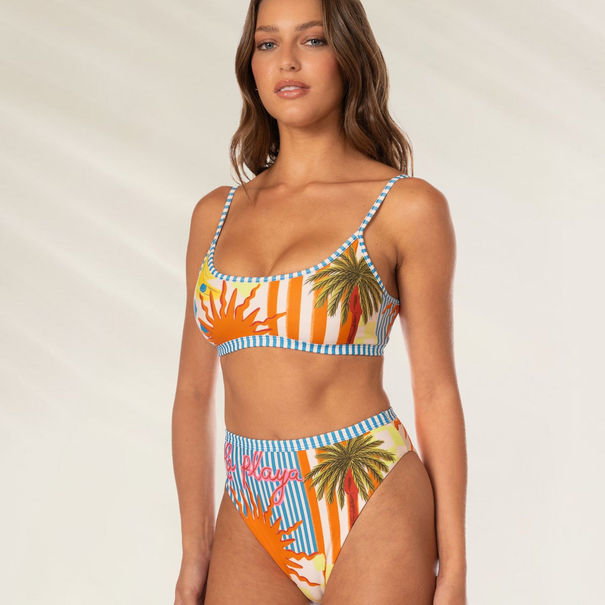 Top de Biquíni Beach Static Lane da Maaji com estampa vibrante e alças ajustáveis.