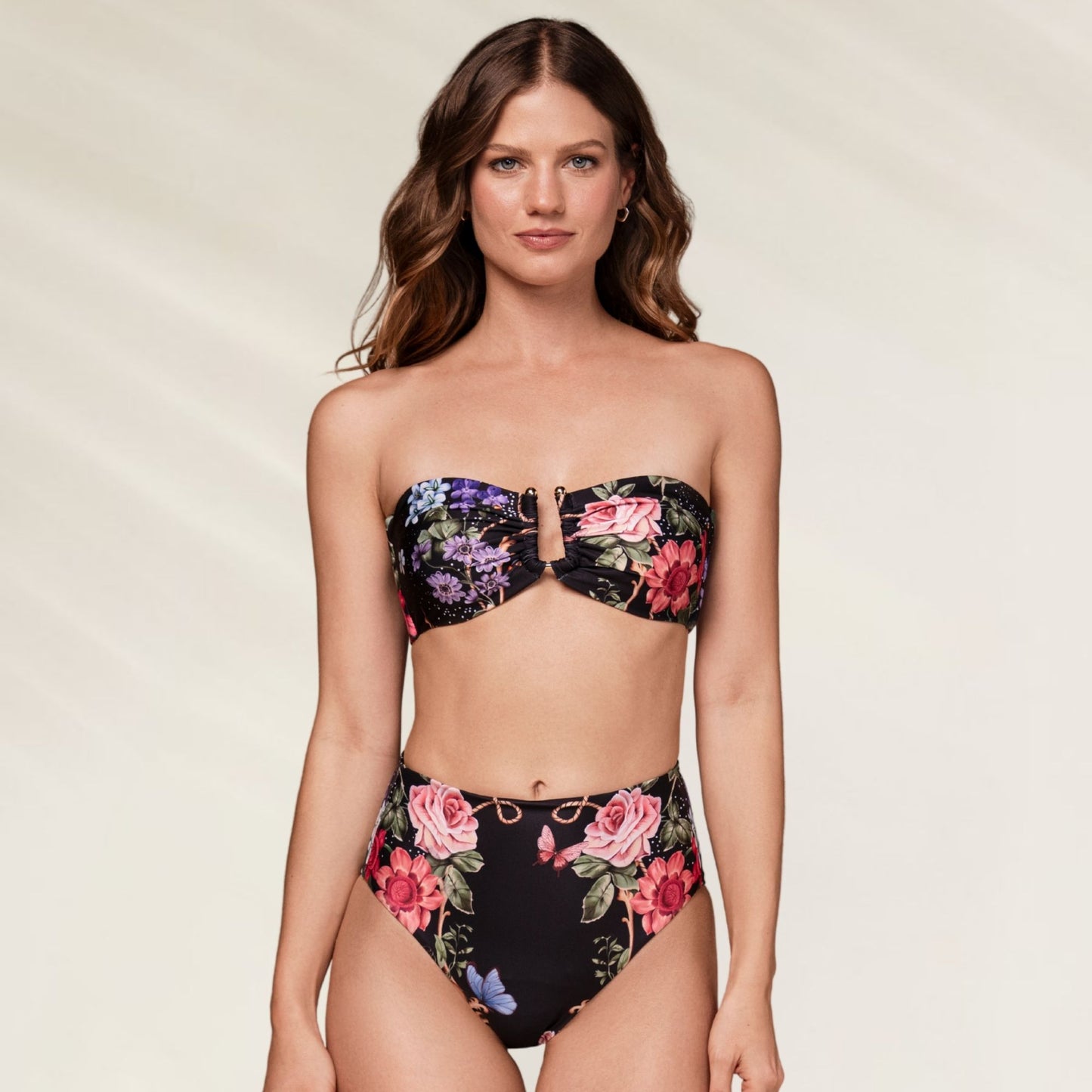 Top de Biquíni Phillip Blom floral com detalhe de fivela, ideal para o verão e festas na praia