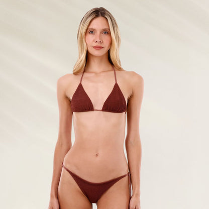 Biquíni Malai com Top de Biquíni Triângulo Texturado na cor marrom para verão