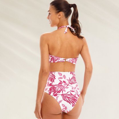 Trikini Cosita Linda com Bordados Manuais e Detalhe de Aro vista de costas com estampa floral rosa e branca