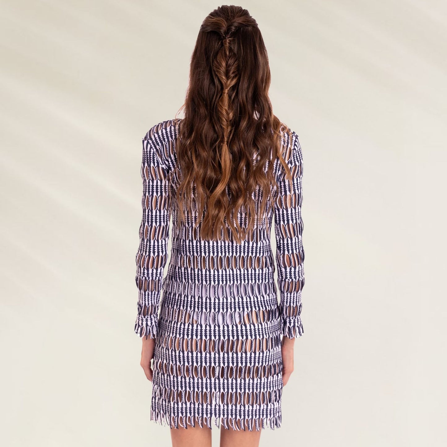 Túnica Despi Native Indigo com design moderno e leve, ideal para o verão