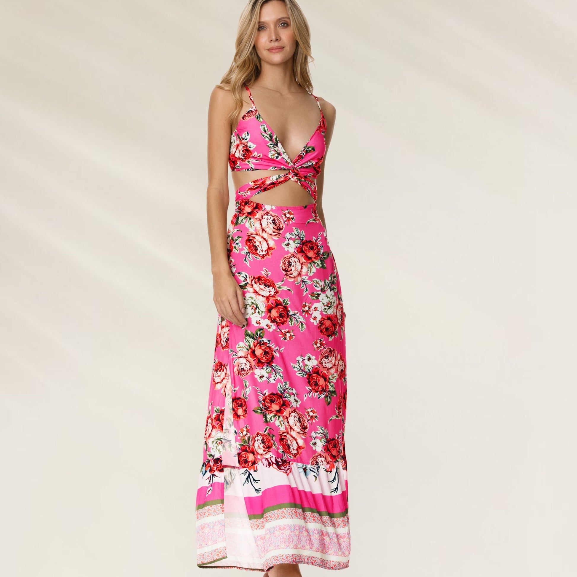 Vestido Comprido com Dupla Forma de Uso da Maaji em estampa floral vibrante e corte elegante