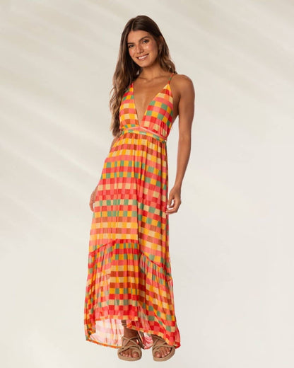 Vestido Comprido Golden Gambit da Maaji com estampa colorida e decote em V para ocasiões especiais