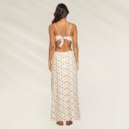 Vestido Comprido Mystical Olho Grego com estampa boho e costas abertas, ideal para dias de verão
